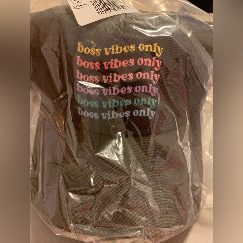 Kohl's Black 'Boss Vibes Only' Cap